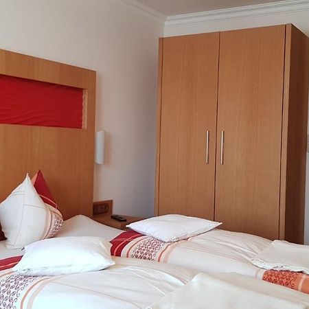 레오강 Pfindlhof B&B 외부 사진