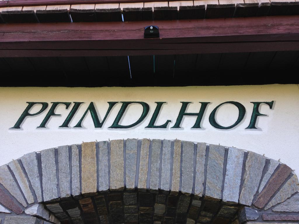 레오강 Pfindlhof B&B 외부 사진