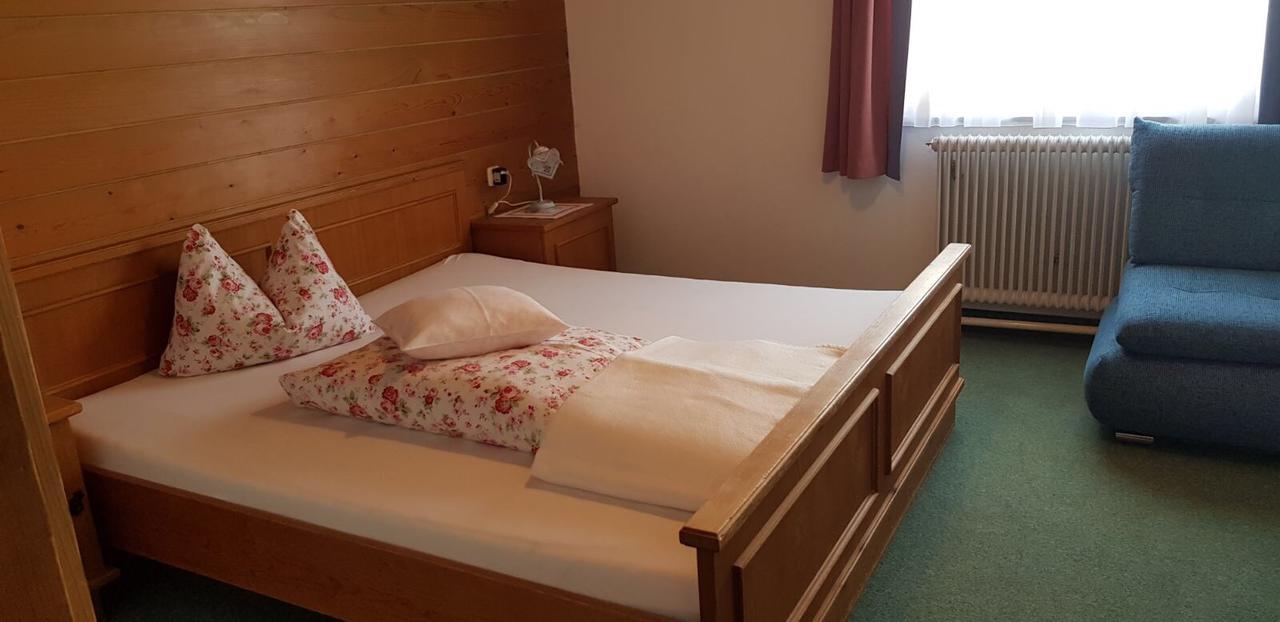 레오강 Pfindlhof B&B 외부 사진
