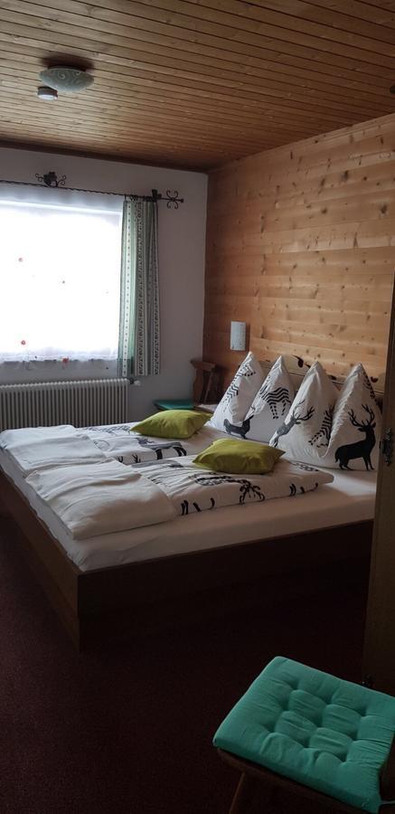 레오강 Pfindlhof B&B 외부 사진