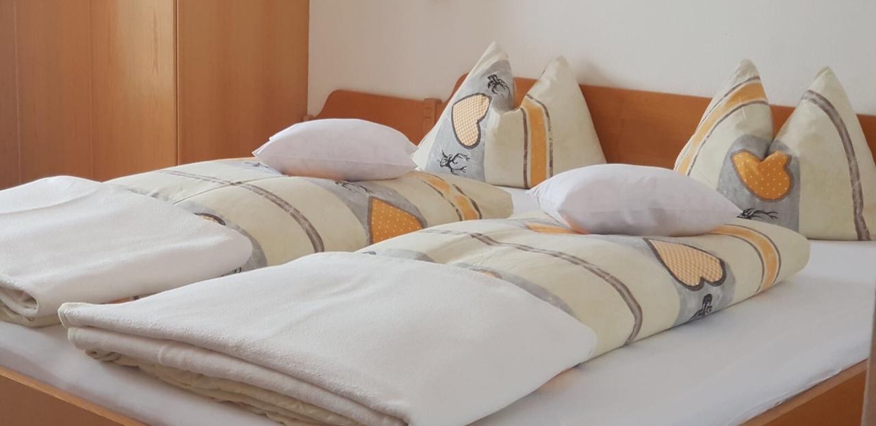 레오강 Pfindlhof B&B 외부 사진