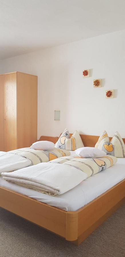레오강 Pfindlhof B&B 외부 사진