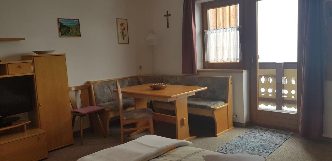 레오강 Pfindlhof B&B 외부 사진
